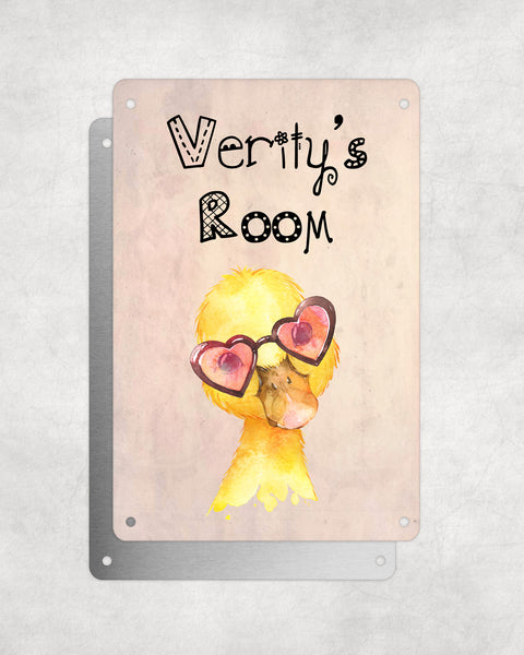 Cute Animal Personalised Name Plaque – Baby Duck With Heart Glasses | Vintage-Style Aluminium Sign for Kids’ Room