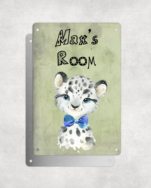 Cute Animal Personalised Name Plaque – Baby Leopard With Blue Bow Tie | Vintage-Style Green Aluminium Sign for Kids’ Room