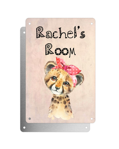 Cute Animal Personalised Name Plaque – Baby Cheetah With Head Tie | Vintage-Style Aluminium Sign for Kids’ Room