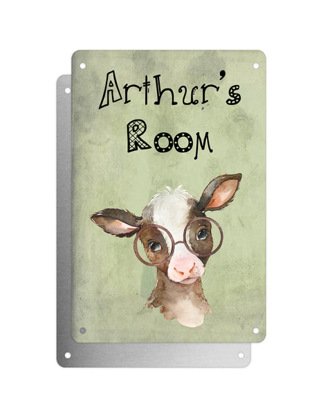 Cute Animal Personalised Name Plaque – Baby Calf With Brown Glasses | Vintage-Style Green Aluminium Sign for Kids’ Room