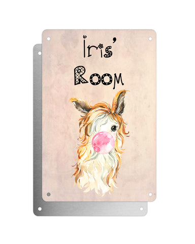 Cute Animal Personalised Name Plaque – Funny Llama With Beachy Waves & Bubblegum | Vintage-Style Aluminium Sign for Kids’ Room