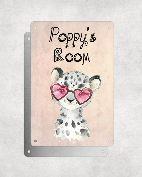 Cute Animal Personalised Name Plaque – Baby Leopard With Heart Sunglasses | Vintage-Style Aluminium Sign for Kids’ Room