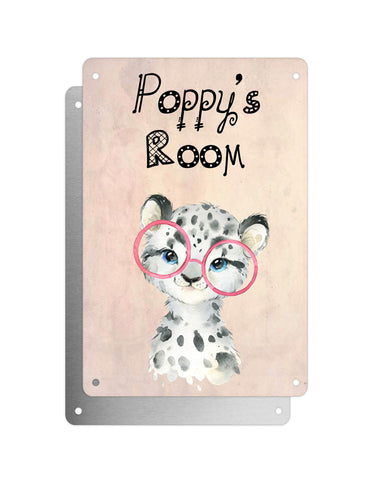 Cute Animal Personalised Name Plaque – Baby Leopard With Pink Glasses | Vintage-Style Aluminium Sign for Kids’ Room