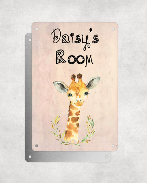 Cute Animal Personalised Name Plaque – Baby Giraffe Wreath | Vintage-Style Aluminium Sign for Kids’ Room