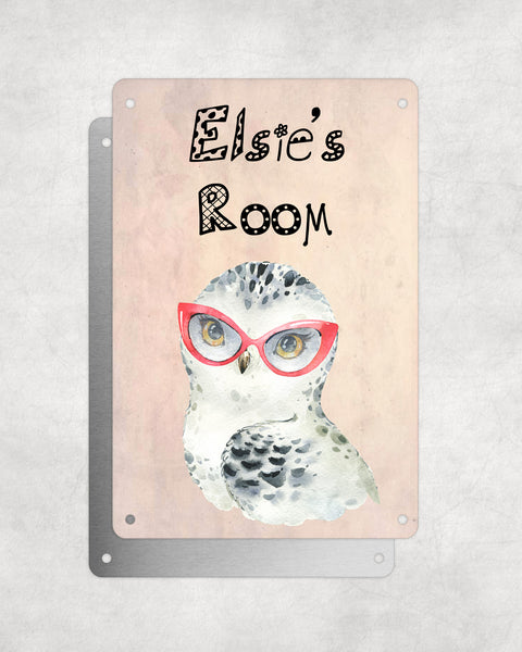 Cute Animal Personalised Name Plaque – Snowy Owl With Red Glasses | Vintage-Style Aluminium Sign for Kids’ Room