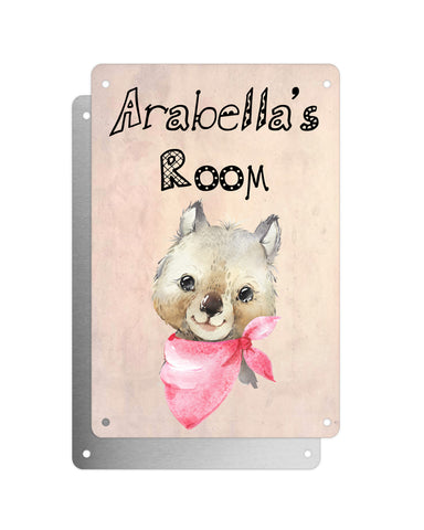 Cute Animal Personalised Name Plaque – Baby Wombat With Pink Neck Tie | Vintage-Style Aluminium Sign for Kids’ Room