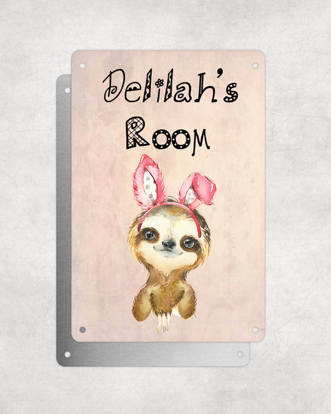 Cute Animal Personalised Name Plaque – Little Sloth With Bunny Ears | Vintage-Style Aluminium Sign for Kids’ Room