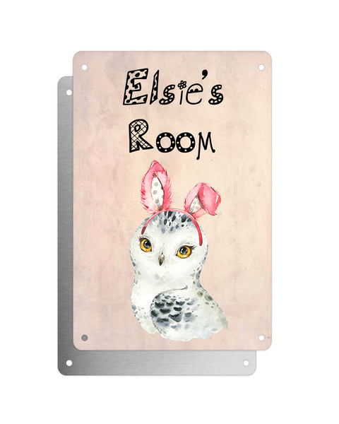 Cute Animal Personalised Name Plaque – Snowy Owl With Bunny Ears | Vintage-Style Aluminium Sign for Kids’ Room