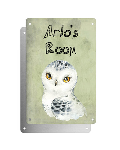 Cute Animal Personalised Name Plaque – Snowy Owl | Vintage-Style Green Aluminium Sign for Kids’ Room