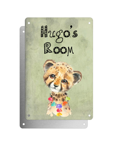 Cute Animal Personalised Name Plaque – Baby Cheetah With Hawaiian Lei | Vintage-Style Green Aluminium Sign for Kids’ Room