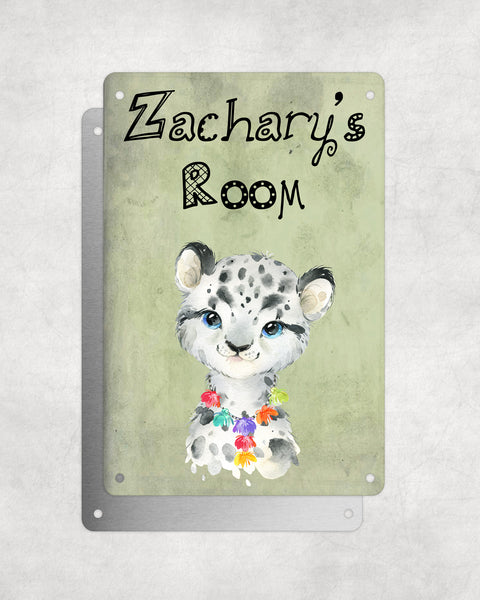 Cute Animal Personalised Name Plaque – Baby Leopard With Hawaiian Lei | Vintage-Style Green Aluminium Sign for Kids’ Room