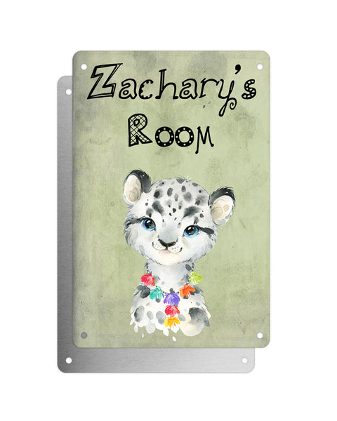Cute Animal Personalised Name Plaque – Baby Leopard With Hawaiian Lei | Vintage-Style Green Aluminium Sign for Kids’ Room