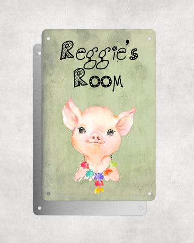 Cute Animal Personalised Name Plaque – Baby Pig With Hawaiian Lei | Vintage-Style Green Aluminium Sign for Kids’ Room